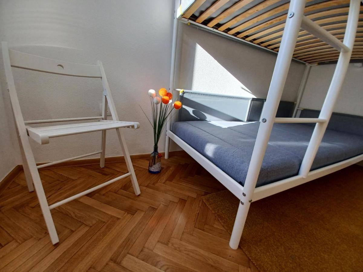Apartments Andrea Jesenice  Ngoại thất bức ảnh