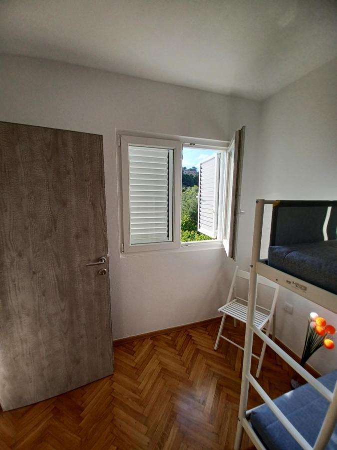 Apartments Andrea Jesenice  Ngoại thất bức ảnh