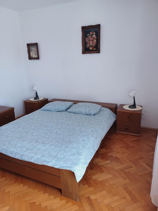 Apartments Andrea Jesenice  Ngoại thất bức ảnh