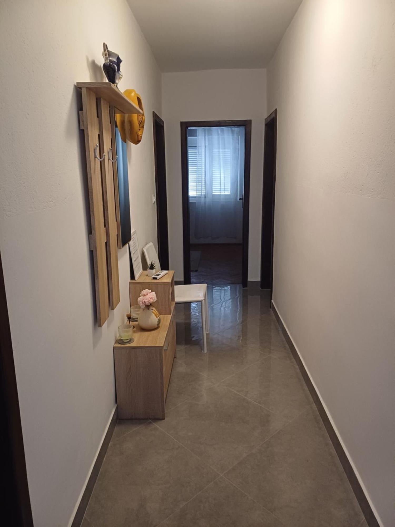 Apartments Andrea Jesenice  Phòng bức ảnh